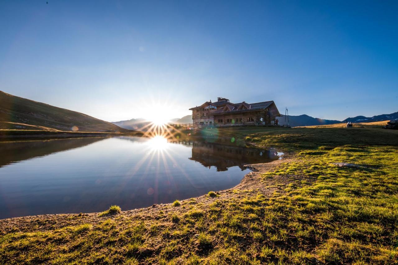 Sunny Valley Mountain Lodge Борміо Екстер'єр фото